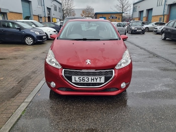 Used Peugeot 208 2013 for sale - 76807992: Photo