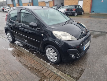 2012 (12) - 1.0 Active 5dr