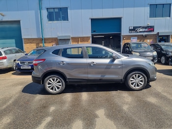 Used Nissan Qashqai 2016 for sale - 78819481: Photo
