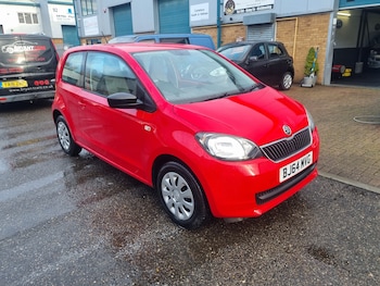 2014 (64) - 1.0 MPI SE 3dr