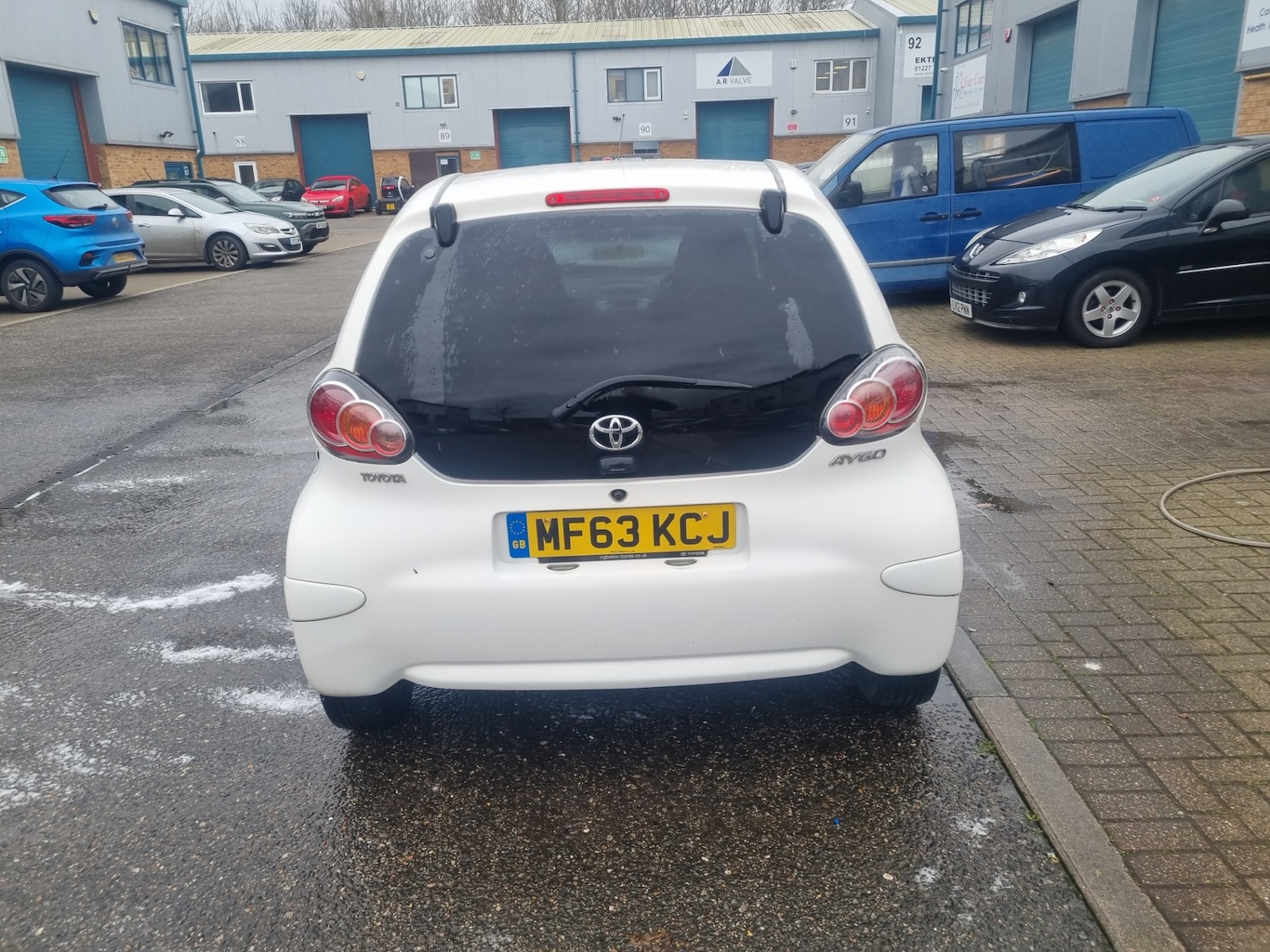 Used Toyota AYGO 2013 for sale - 77631013: Photo 13