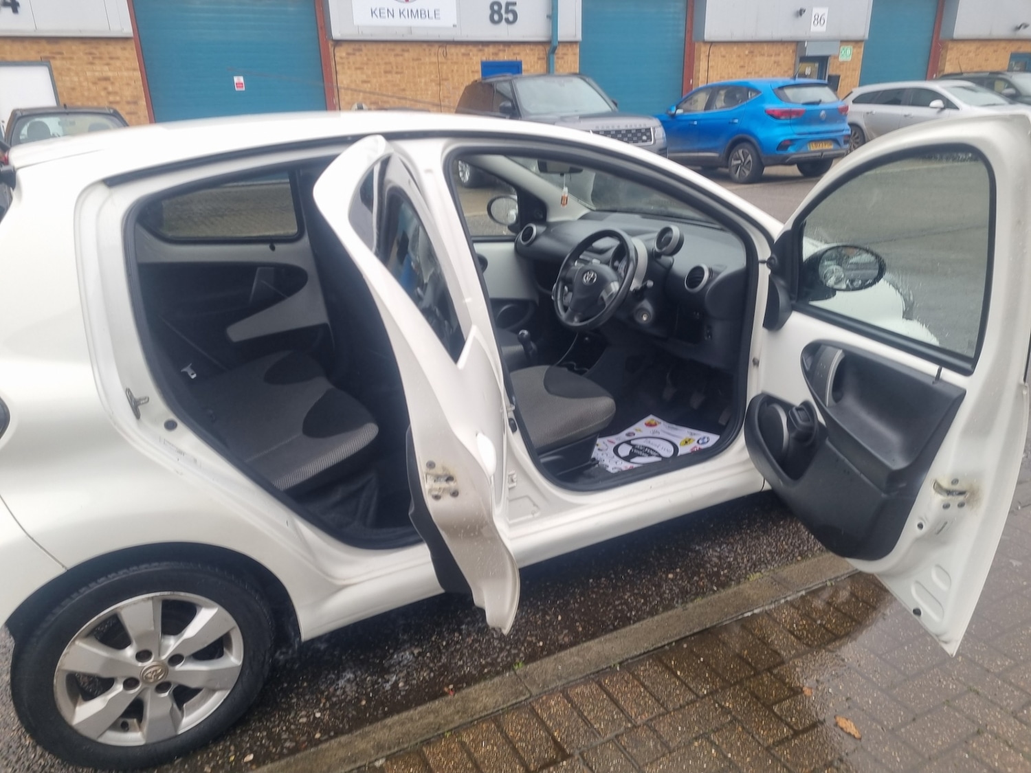 Used Toyota AYGO 2013 for sale - 77631013: Photo 5