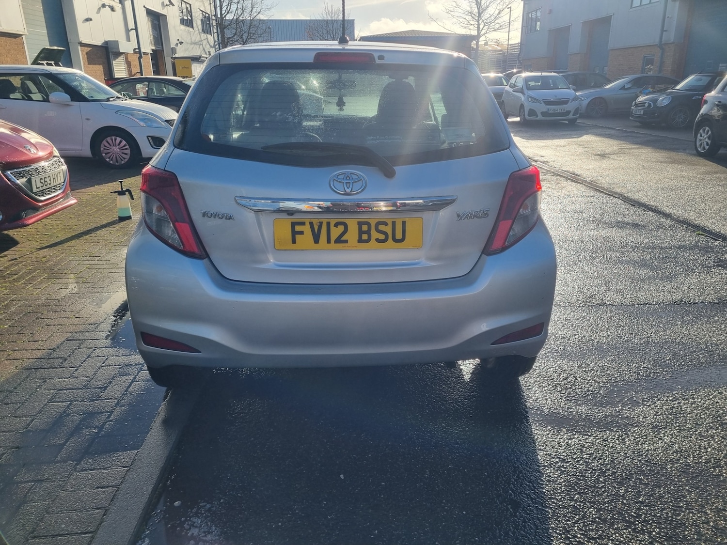 Used Toyota Yaris 2012 for sale - 76908297: Photo 10