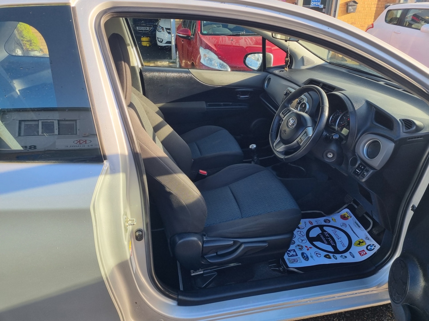 Used Toyota Yaris 2012 for sale - 76908297: Photo 13