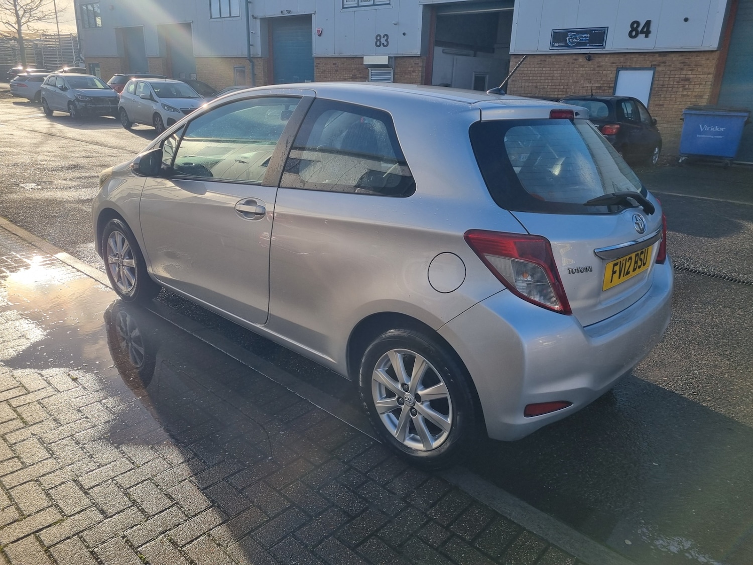 Used Toyota Yaris 2012 for sale - 76908297: Photo 4