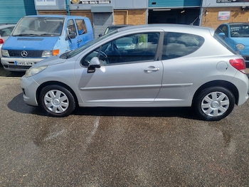 Used Peugeot 207 2011 for sale - 75753445: Photo