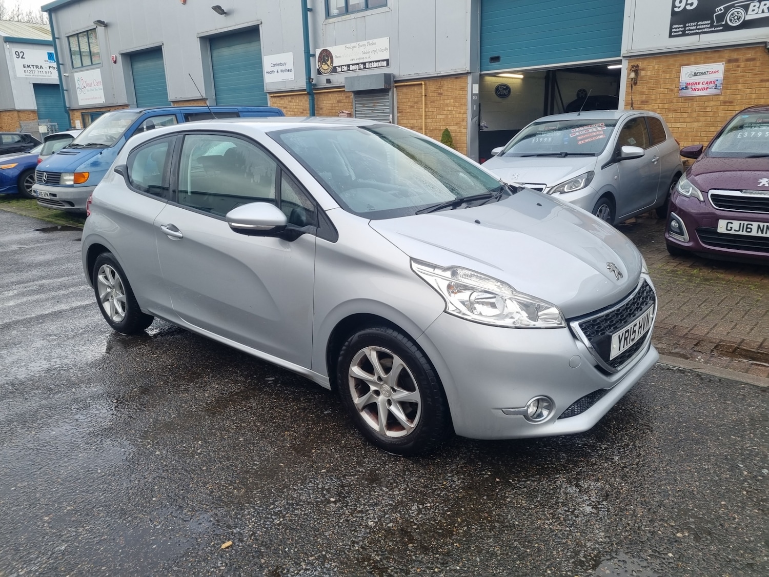 Used Peugeot 208 2015 for sale - 77593112: Photo 3