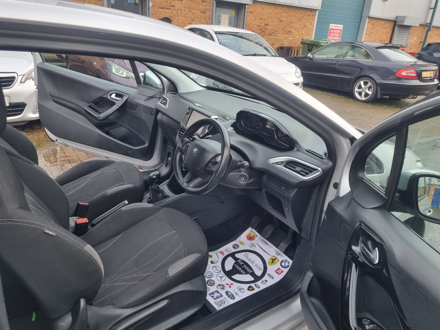 Used Peugeot 208 2015 for sale - 77593112: Photo 7