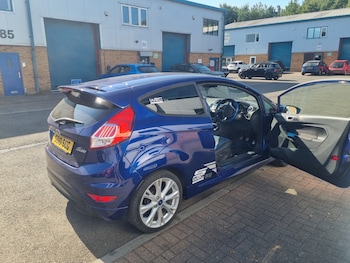 Used Ford Fiesta 2016 for sale - 79529483: Photo