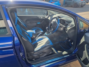 Used Ford Fiesta 2016 for sale - 79529483: Photo