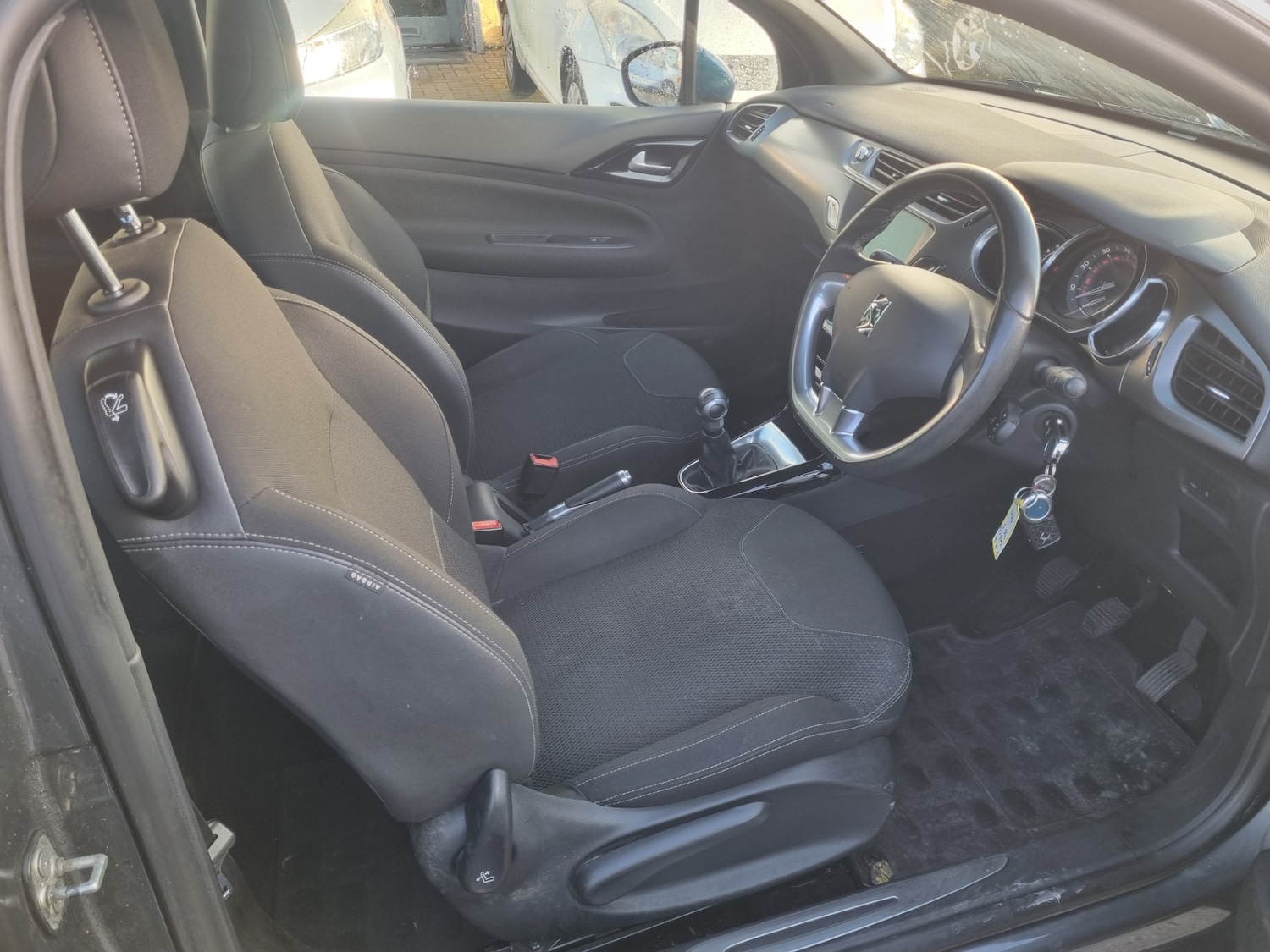 Used DS Automobiles DS 3 2016 for sale - 77003617: Photo 15