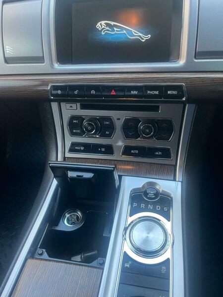 Used Jaguar XF 2013 for sale - 76934982: Photo 40