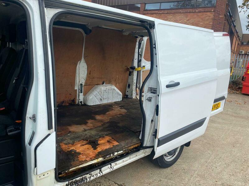 Used Ford Transit Custom 2014 for sale - 76527281: Photo 4