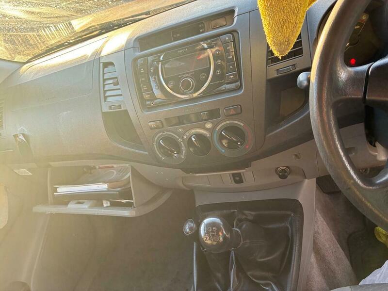 Used Toyota Hilux 2010 for sale - 76910780: Photo 13