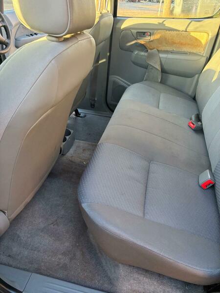 Used Toyota Hilux 2010 for sale - 76910780: Photo 17