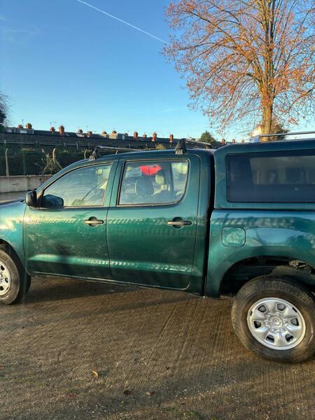 Used Toyota Hilux 2010 for sale - 76910780: Photo 6