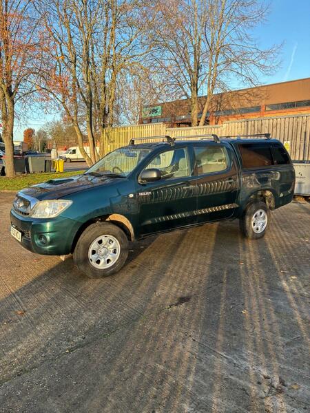 Used Toyota Hilux 2010 for sale - 76910780: Photo 7