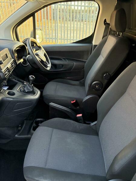 Used Vauxhall Combo 2021 for sale - 76896624: Photo 31