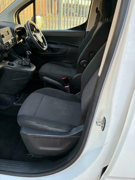 Used Vauxhall Combo 2021 for sale - 76896624: Photo 32