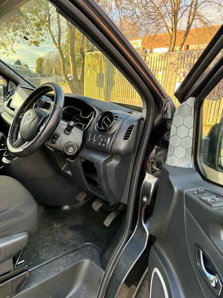 Used Vauxhall Vivaro 2015 for sale - 76712193: Photo 31