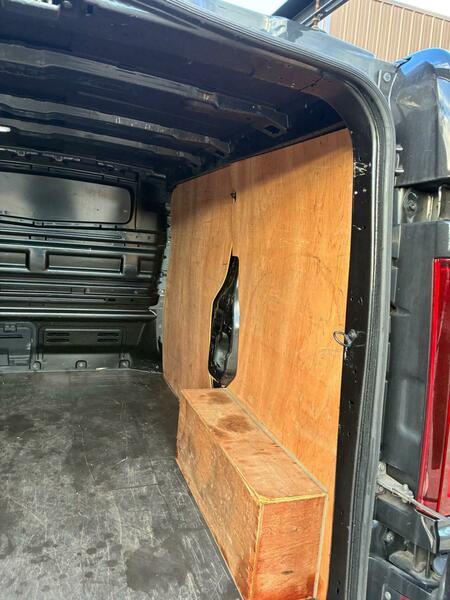 Used Vauxhall Vivaro 2015 for sale - 76712193: Photo 39