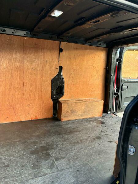 Used Vauxhall Vivaro 2015 for sale - 76712193: Photo 40