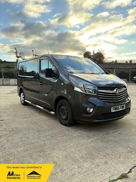 Used Vauxhall Vivaro 2015 for sale - 76712193: Photo 5