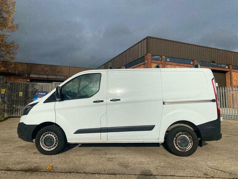 Used Ford Transit Custom 2017 for sale - 76670718: Photo 6
