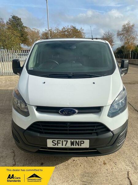 Used Ford Transit Custom 2017 for sale - 76470748: Photo 2