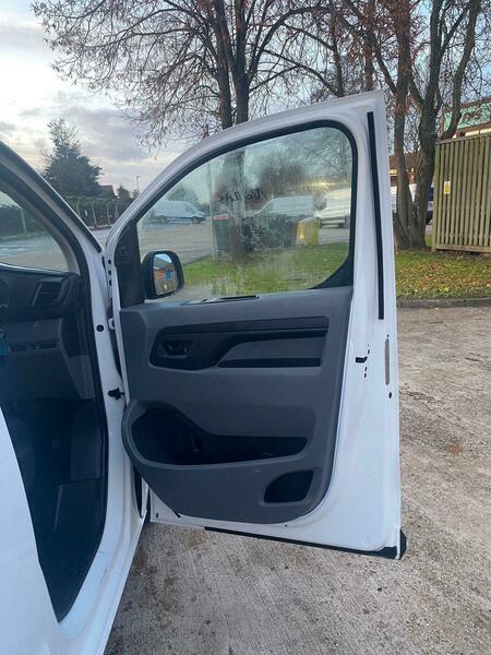 Used Peugeot Expert 2017 for sale - 76934959: Photo 28