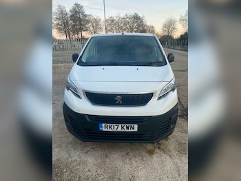 Used Peugeot Expert 2017 for sale - 76934959: Photo