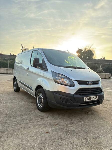 Used Ford Transit Custom 2017 for sale - 76934955: Photo 1