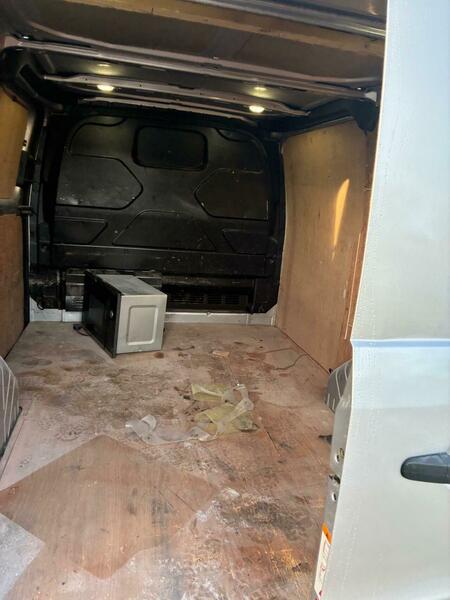 Used Ford Transit Custom 2017 for sale - 76934955: Photo 31