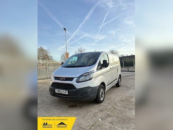 Used Ford Transit Custom 2017 for sale - 76934955: Photo