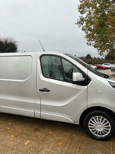 Used Vauxhall Vivaro 2016 for sale - 76643128: Photo 17