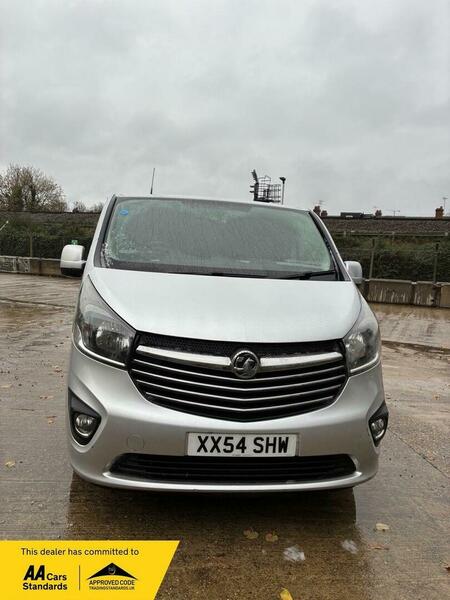 Used Vauxhall Vivaro 2016 for sale - 76643128: Photo 2