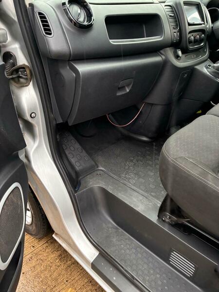 Used Vauxhall Vivaro 2016 for sale - 76643128: Photo 33