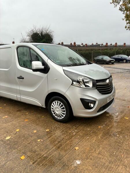 Used Vauxhall Vivaro 2016 for sale - 76643128: Photo 7