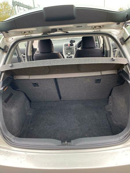 Used Toyota Auris 2009 for sale - 76439681: Photo 25