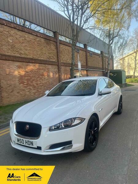 Used Jaguar XF 2013 for sale - 76986608: Photo 2