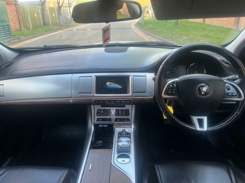 Used Jaguar XF 2013 for sale - 76986608: Photo 28