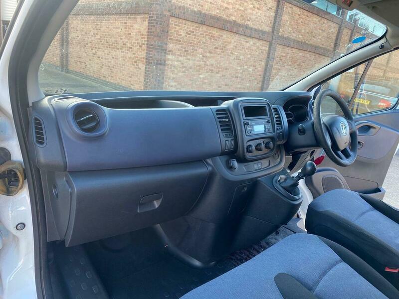 Used Vauxhall Vivaro 2015 for sale - 76618339: Photo 12