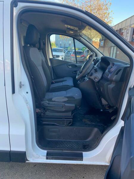 Used Vauxhall Vivaro 2015 for sale - 76618339: Photo 17