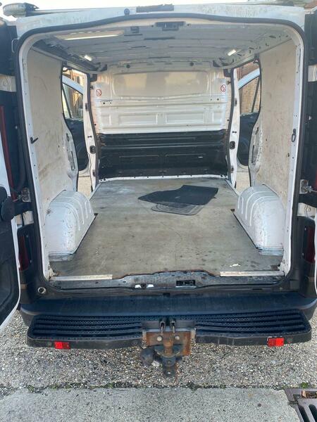 Used Vauxhall Vivaro 2015 for sale - 76618339: Photo 18