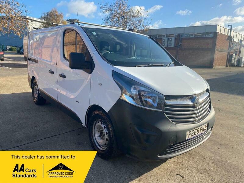 Used Vauxhall Vivaro 2015 for sale - 76618339: Photo 2