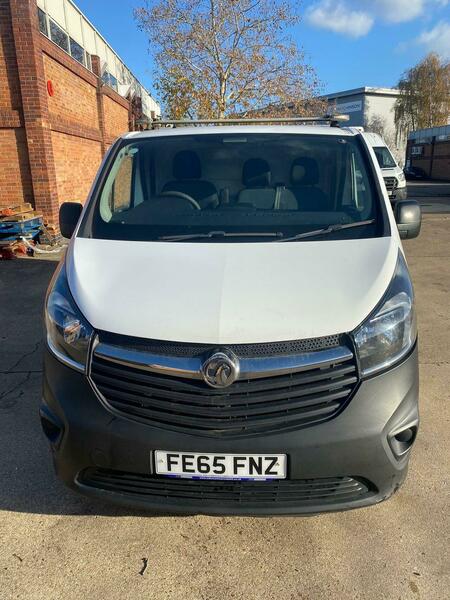 Used Vauxhall Vivaro 2015 for sale - 76618339: Photo 3