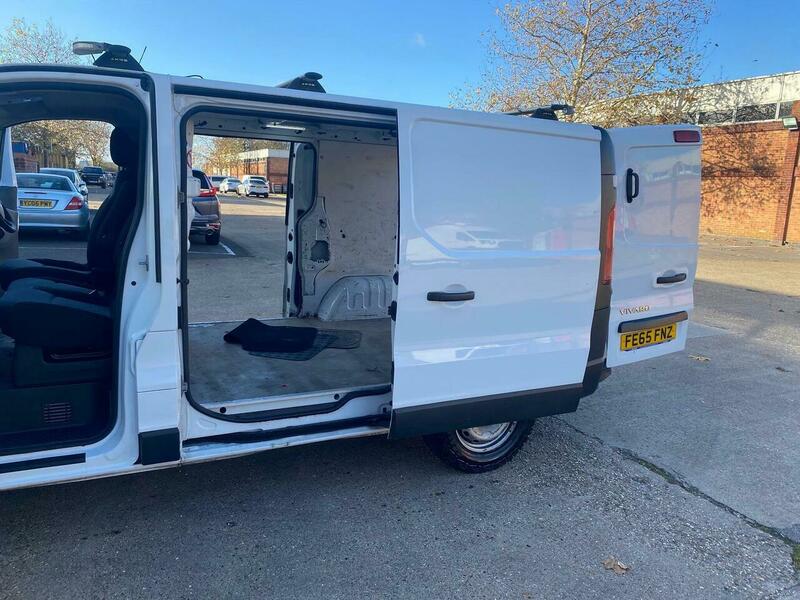 Used Vauxhall Vivaro 2015 for sale - 76618339: Photo 9