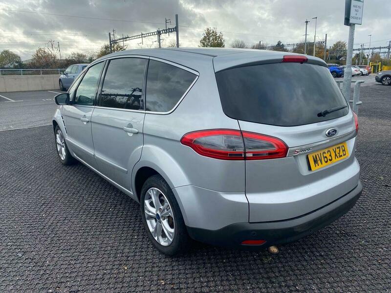 Used Ford S-Max 2013 for sale - 76470756: Photo 2