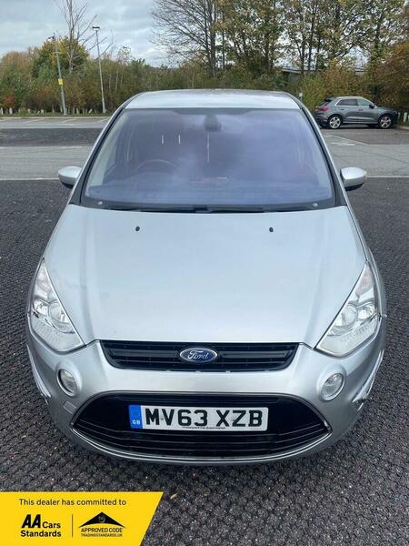 Used Ford S-Max 2013 for sale - 76470756: Photo 3