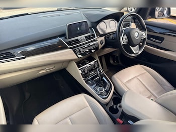 Used BMW 2 Series Active Tourer 2020 for sale - 75756475: Photo